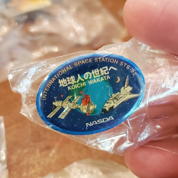 NASA Collector's Pin Lot - Picture 8 of 10
